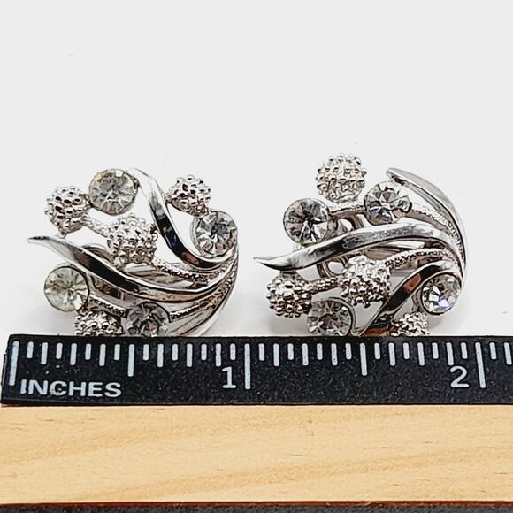 Vintage Crown Trifari Rhinestone Clip Earrings,Rhodium Plate Mid Century Jewelry - Picture 13 of 14